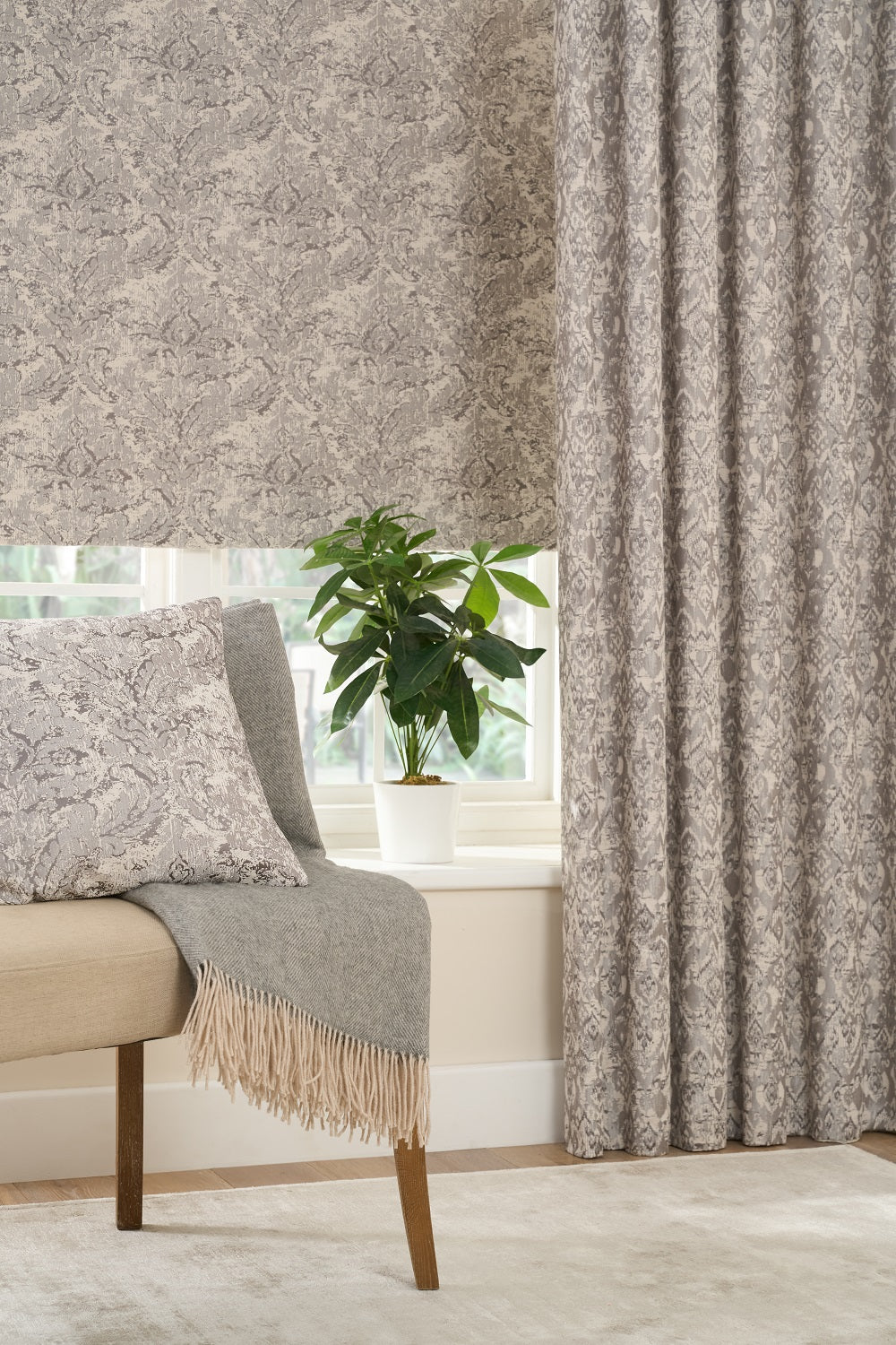 Chess Designs Romulus Silver