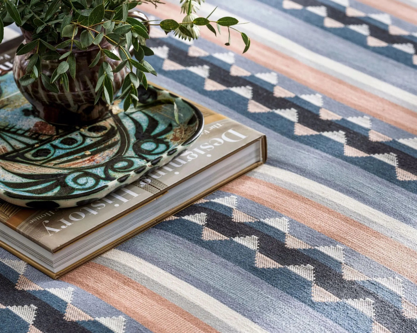 Sanderson Lutley Stripe Porcelain/Blossom