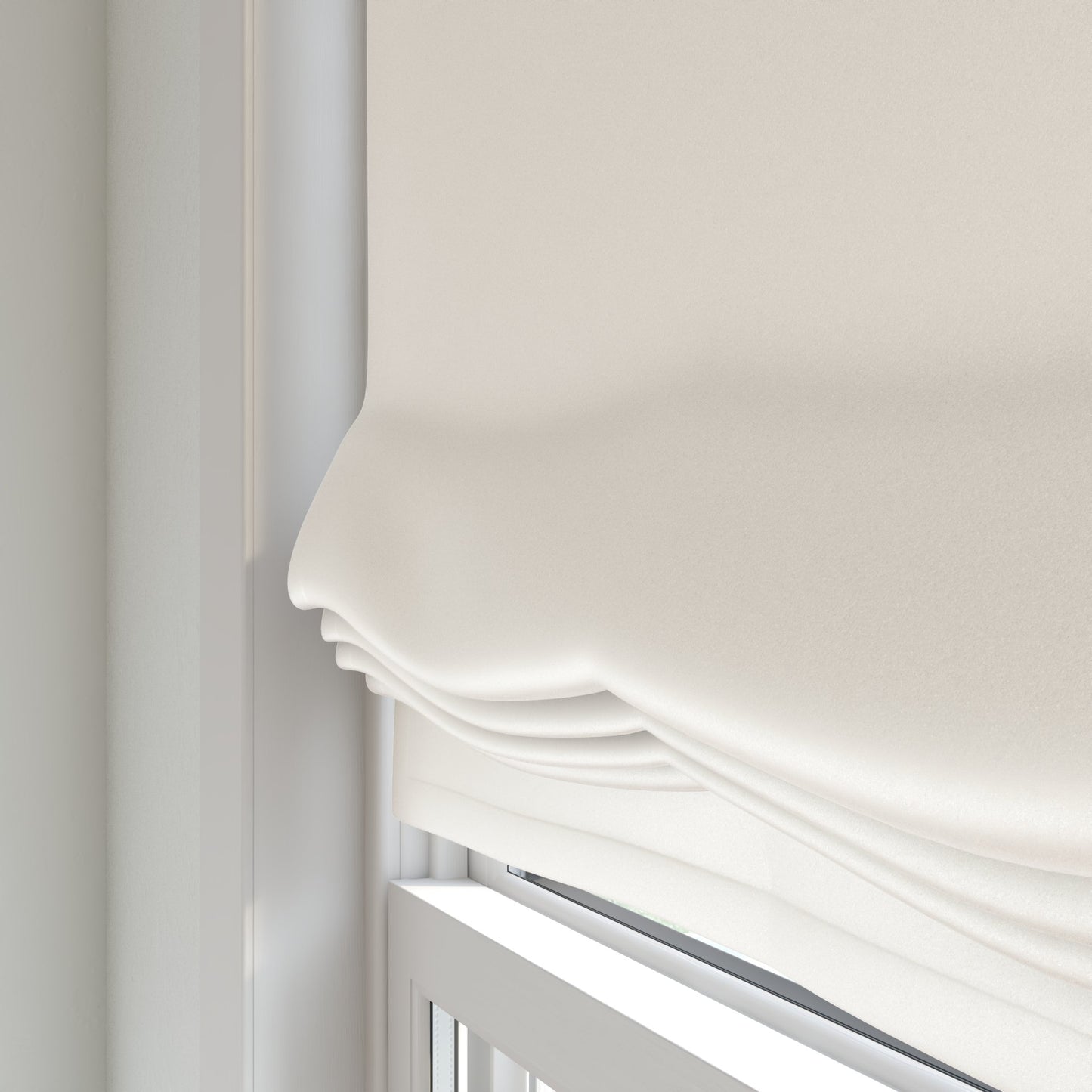 Warwick Glossy Organza