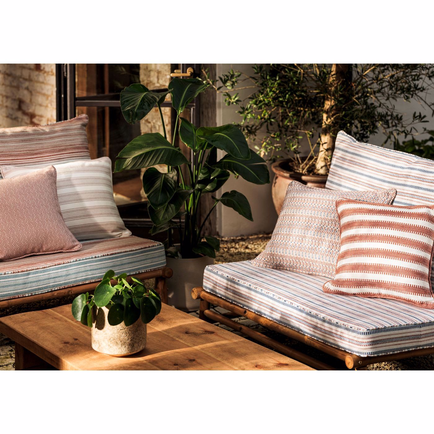 Harleqiuin Ocala Stripe Taupe/Chalk Outdoor