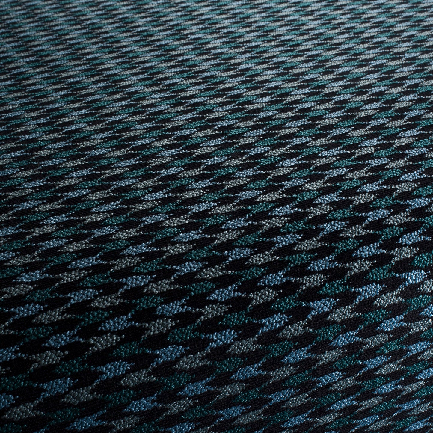 Jab Anstoetz South Beach Colour 10