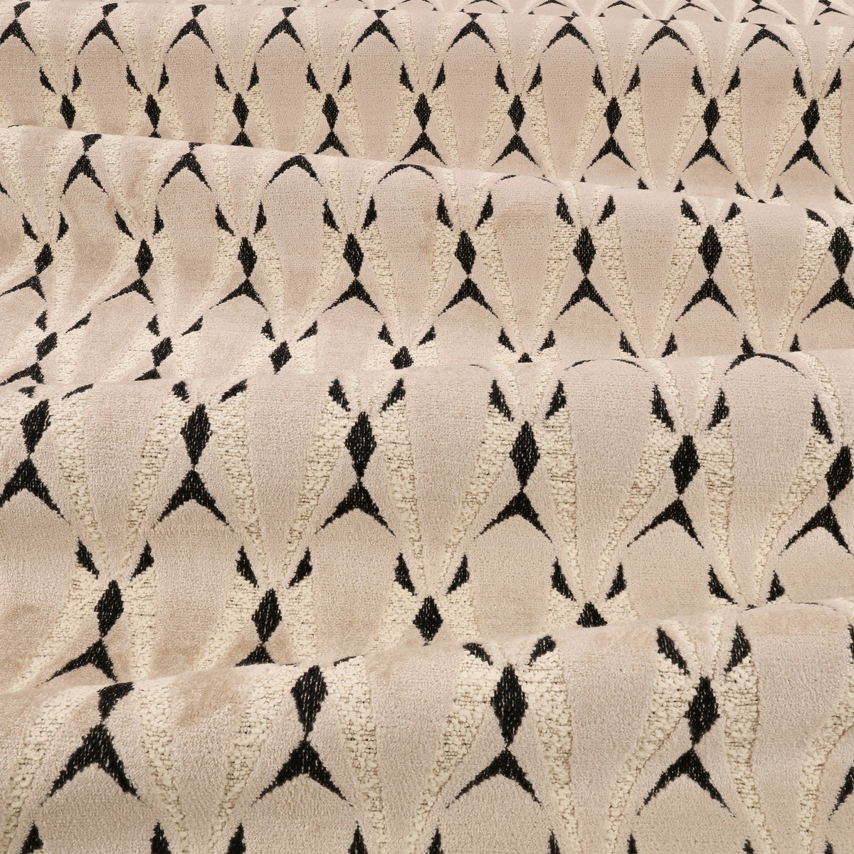Kirkby Design Eventail FR Crib 5 Monochrome