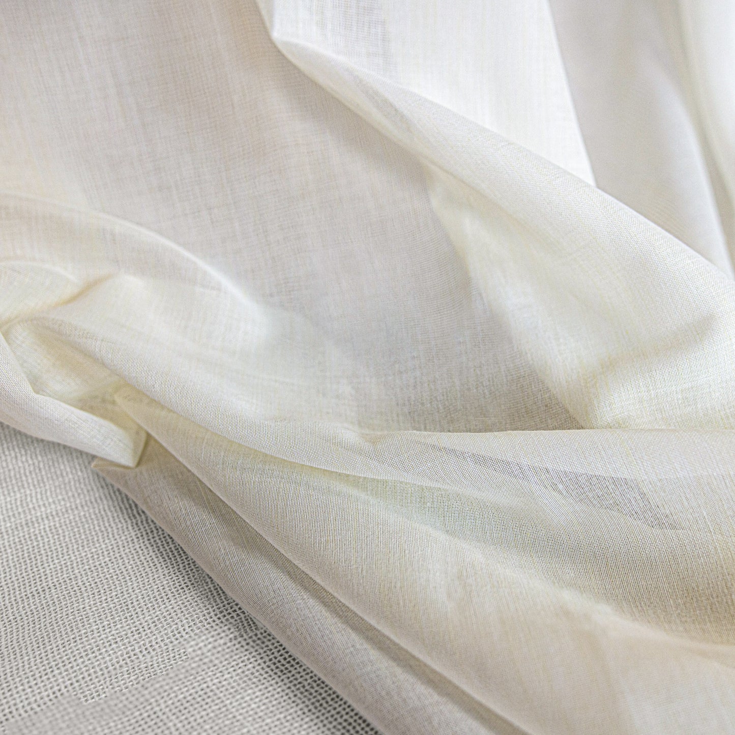 Warwick Loutro Ivory