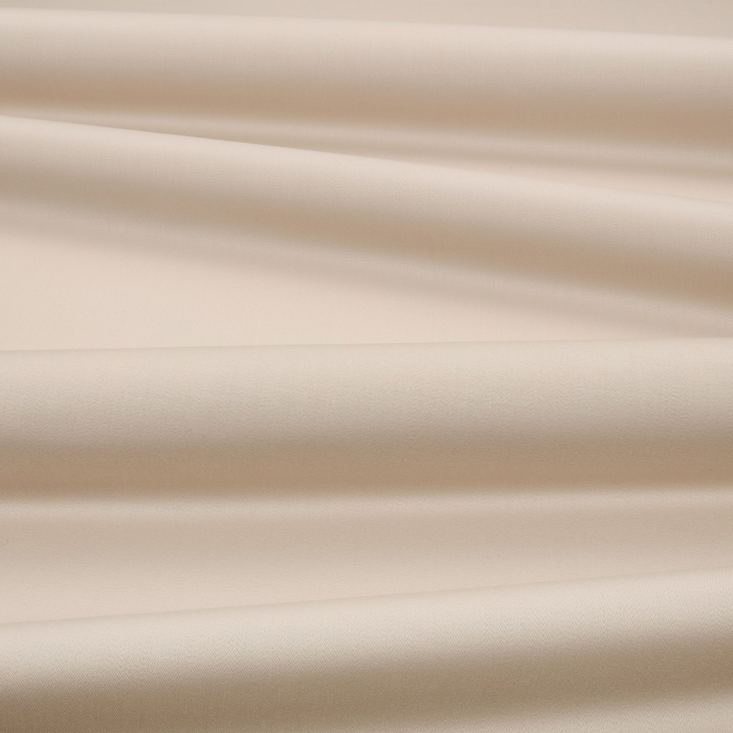 Mark Alexander Town Eggshell