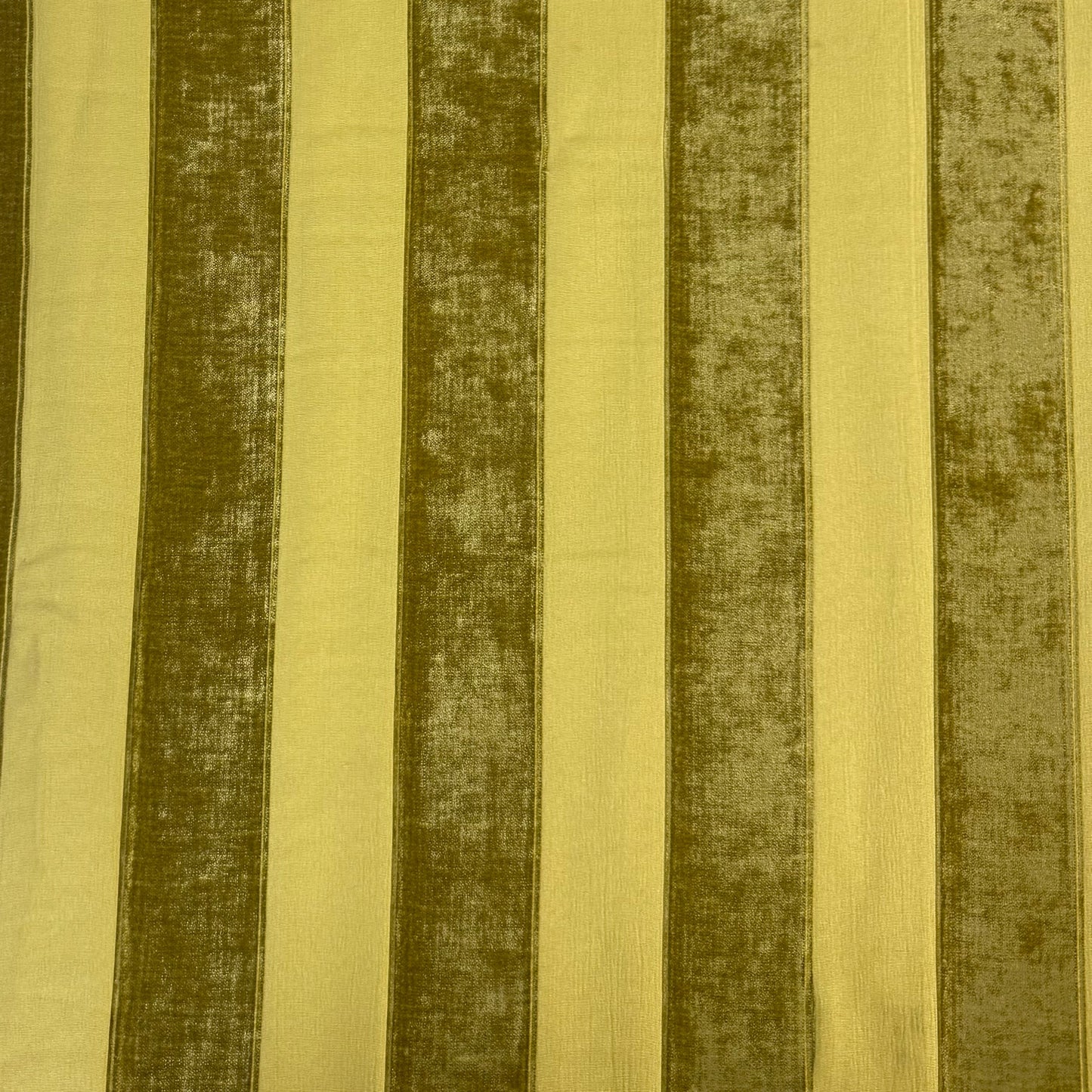 Voyage Araya Grass Chenille