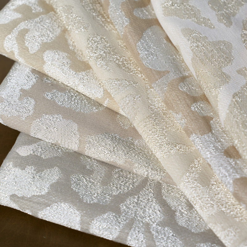 Archroll Marrakech Collection Fabric: JW2440-1