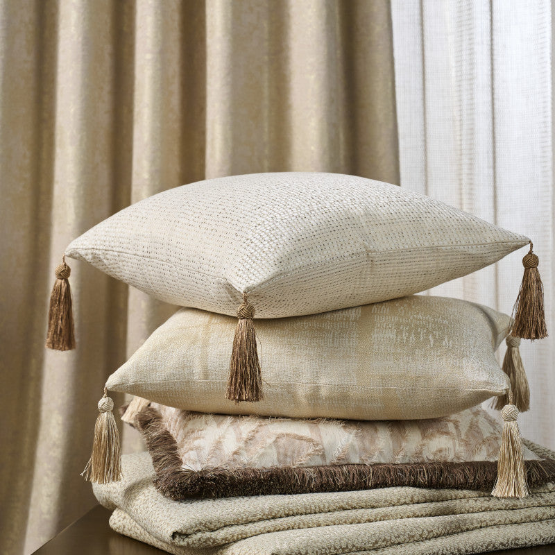 Archroll Marrakech Collection Fabric: JW3004-2