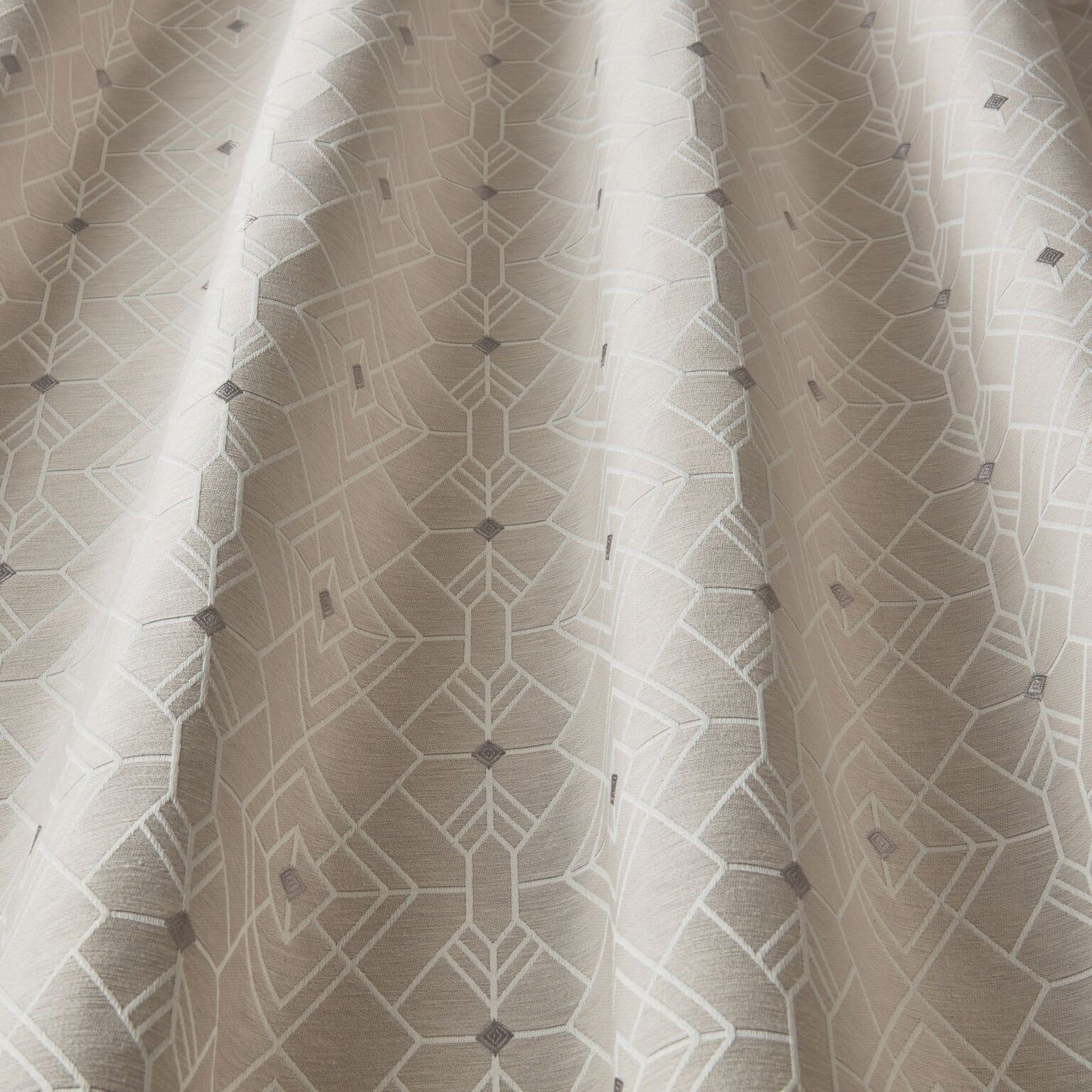 iLiv Facet Steel
