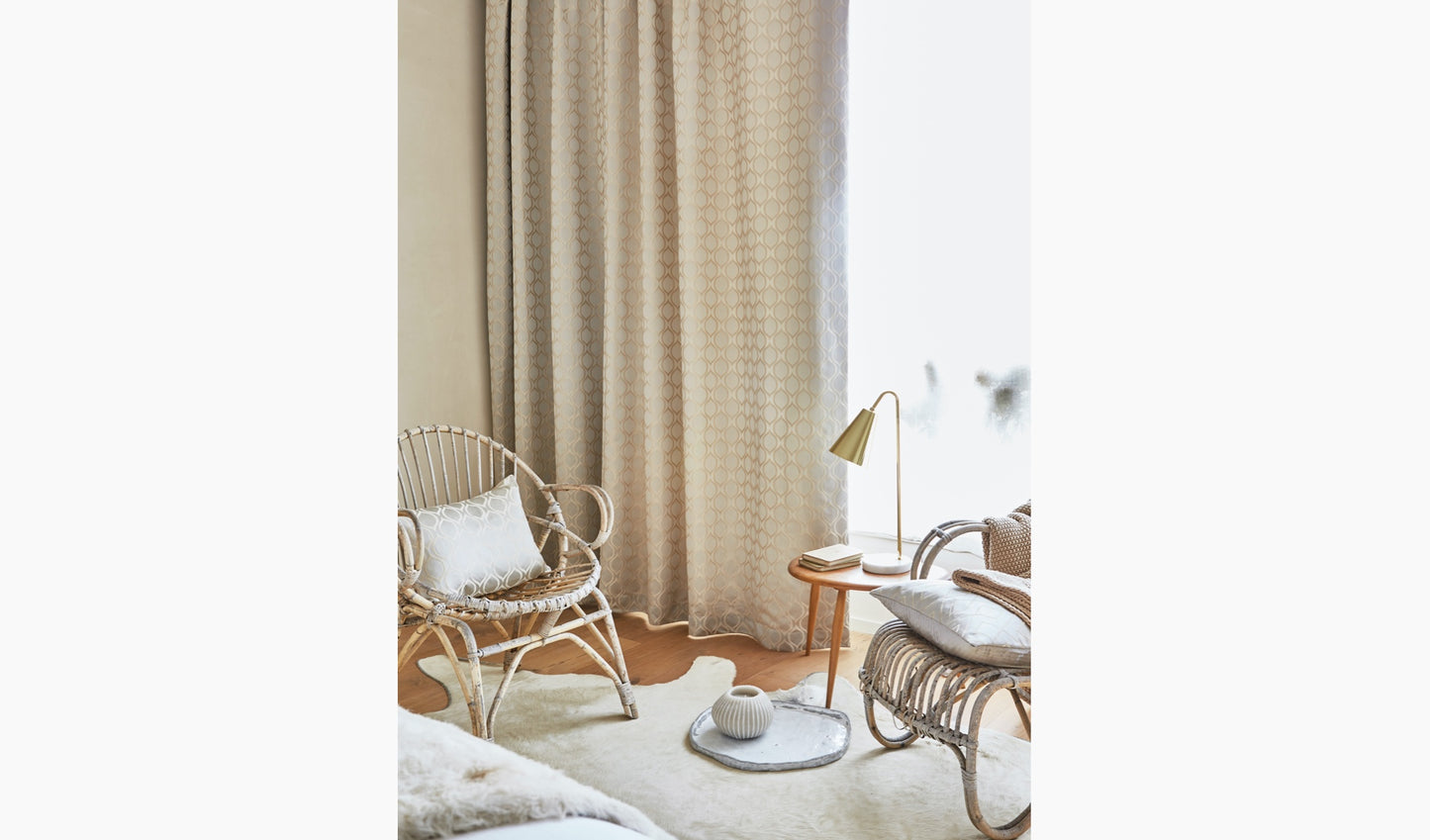 Prestigious Textiles Solitaire Pumice