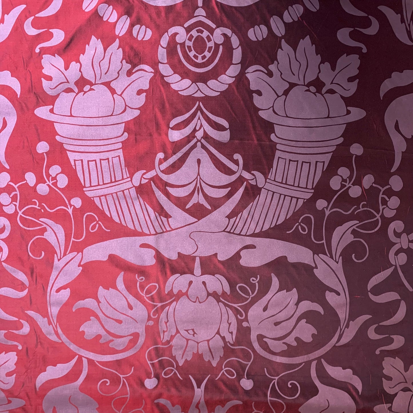 CFO Olympia Crimson Silk