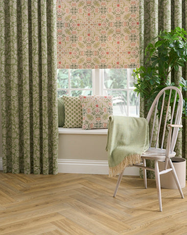 Chess Designs Allegra Apple