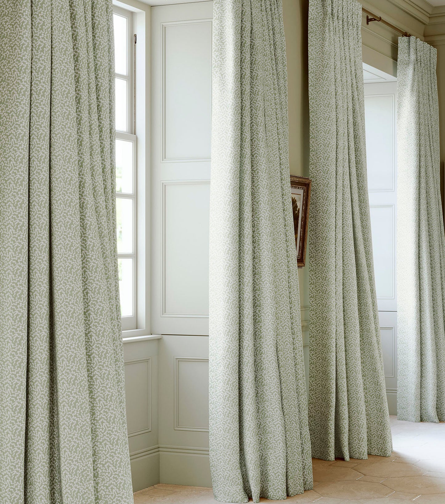 James Hare Lamerie Vermicelli Alfresco