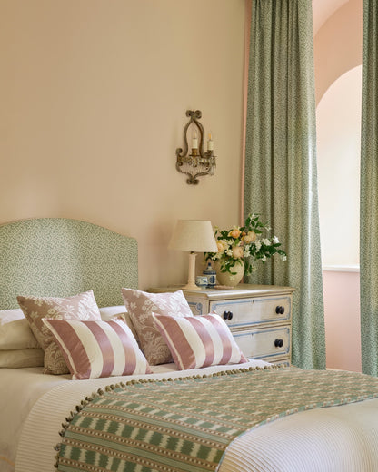 James Hare Lamerie Vermicelli Alfresco