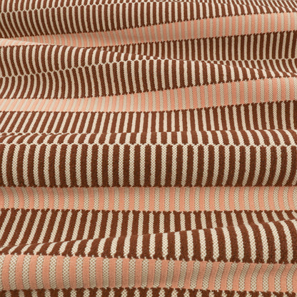 Black Edition Vida Outdoor Mehndi