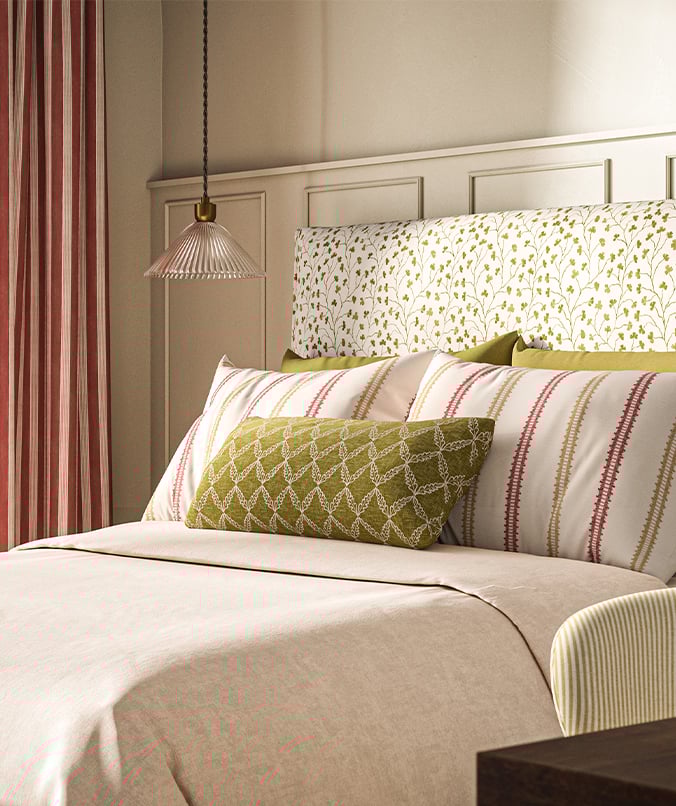 Ashley Wilde Clover Raspberry