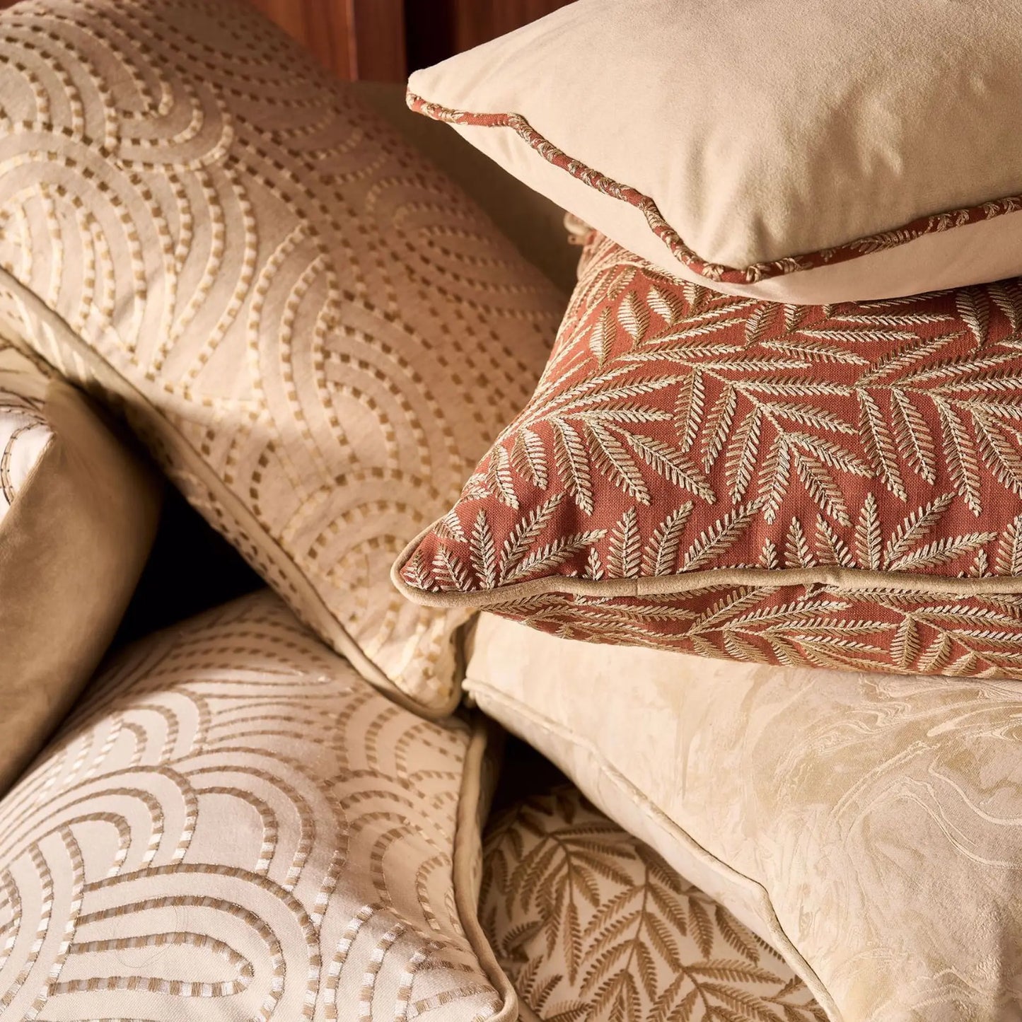 Clarke & Clarke Volu Linen