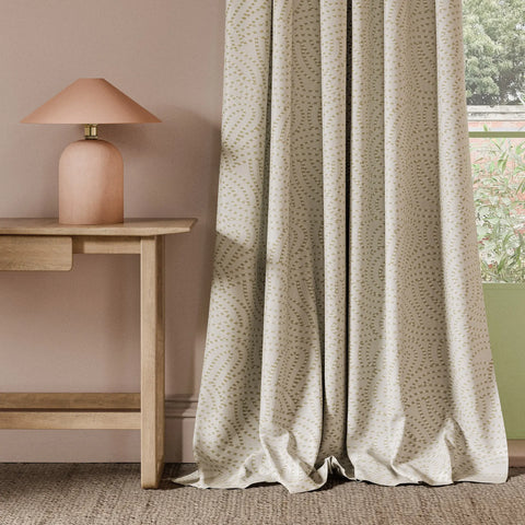 Clarke & Clarke Volu Linen