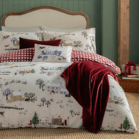 Riva Home Cotswold Christmas Printed Reversible Duvet Cover Set Cream/Burgundy