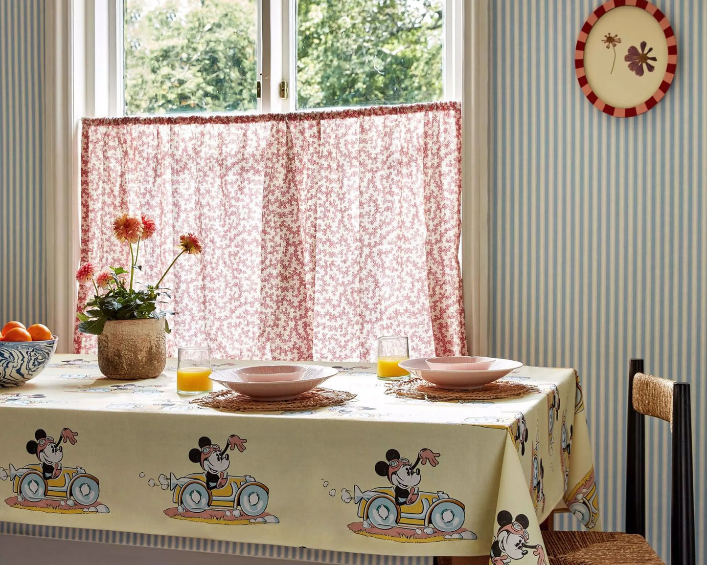 Sanderson Minnie On The Move Candy Floss
