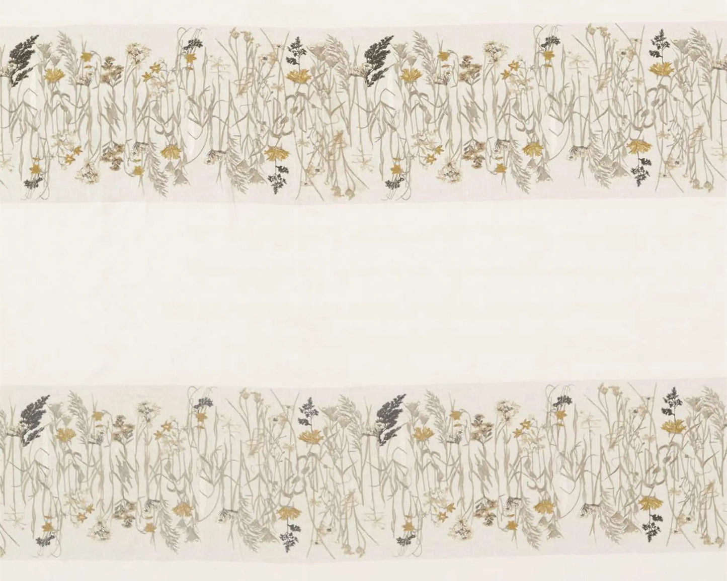 Sanderson Pressed Flowers Sable/Corn