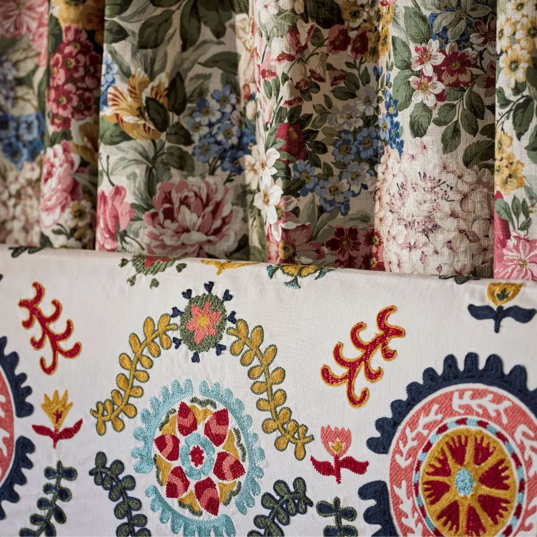 Sanderson Annabel`s Suzani Embroidery Sapphire/Ruby