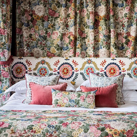 Sanderson Annabel`s Suzani Embroidery Sapphire/Ruby