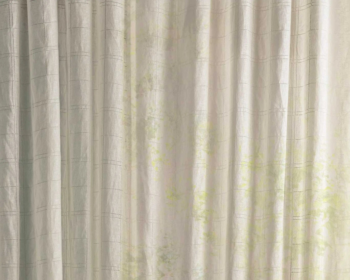 Sanderson Cross Current Seaspray White