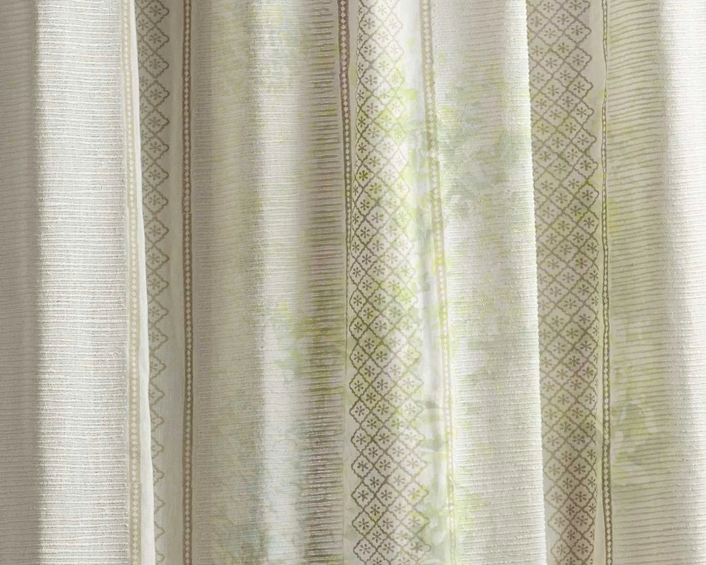 Sanderson Maristela Seaspray & Sand