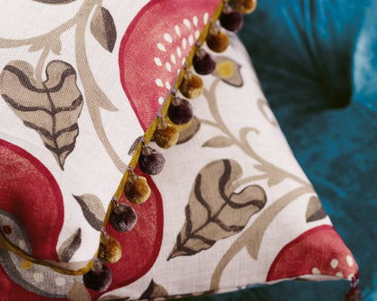 Sanderson Ottoman Flowers Cherry/Indigo
