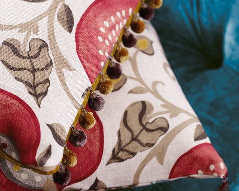 Sanderson Ottoman Flowers Cherry/Indigo