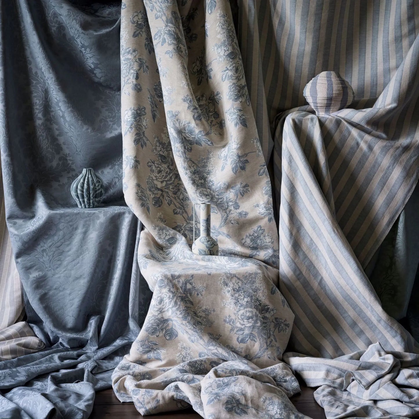 Sanderson Sorilla Damask Delft/Linen
