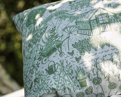 Sanderson Fern Embroidery Ivory