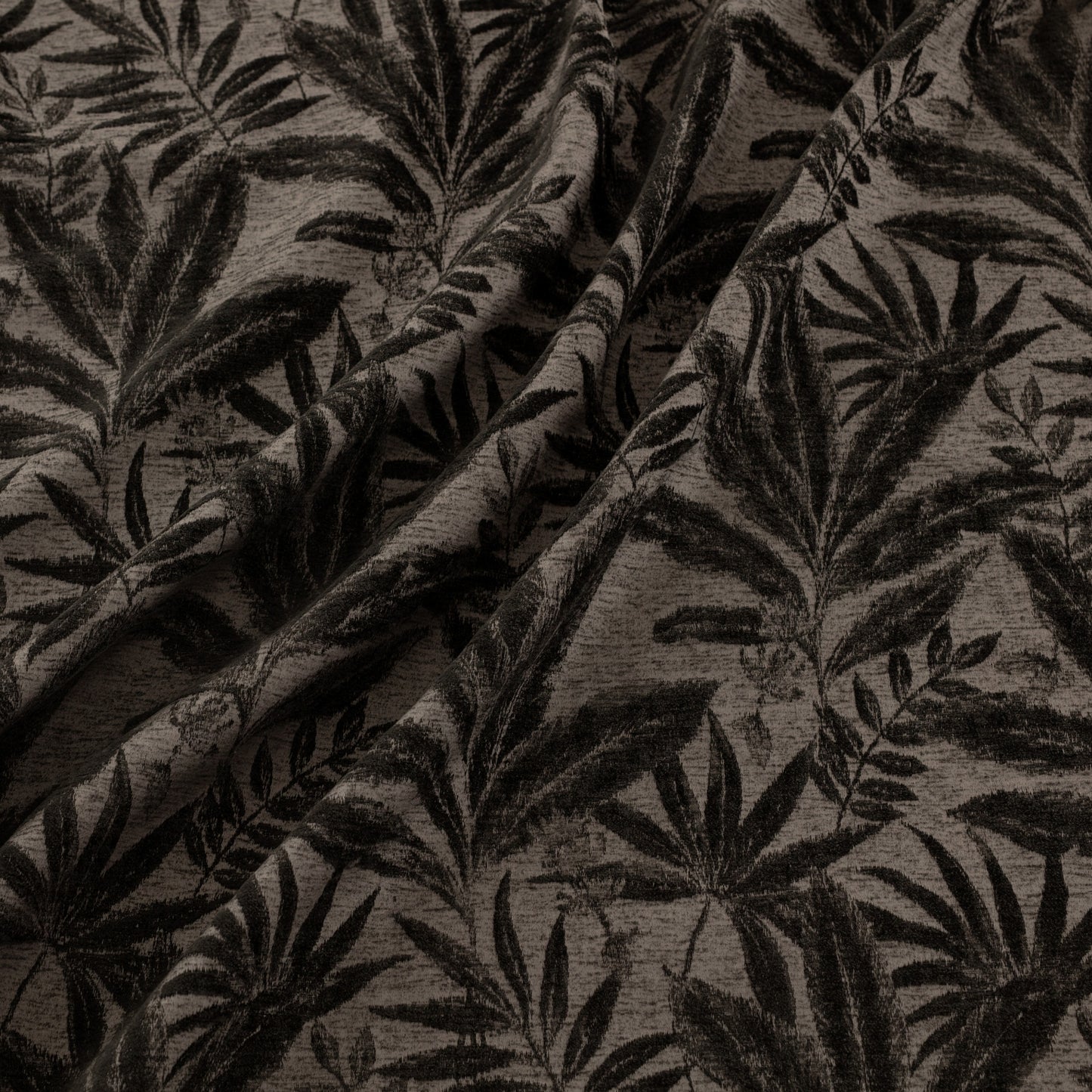 Warwick Dakota Zircon