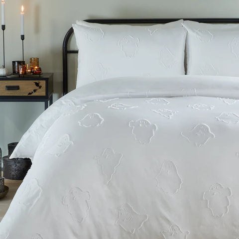 Riva Home Ghostly Ghouls Soft Touch Tufted Duvet Cover Set White