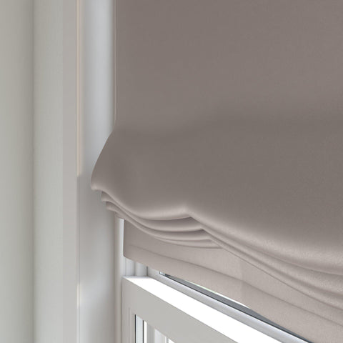 Warwick Glossy Cashmere