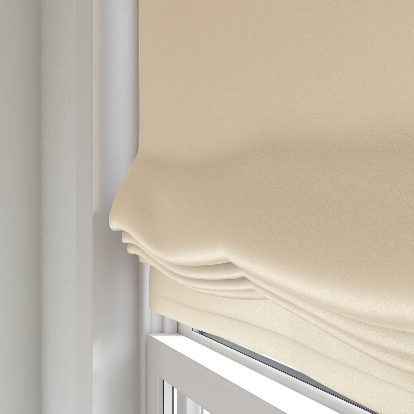 Warwick Glossy Creme