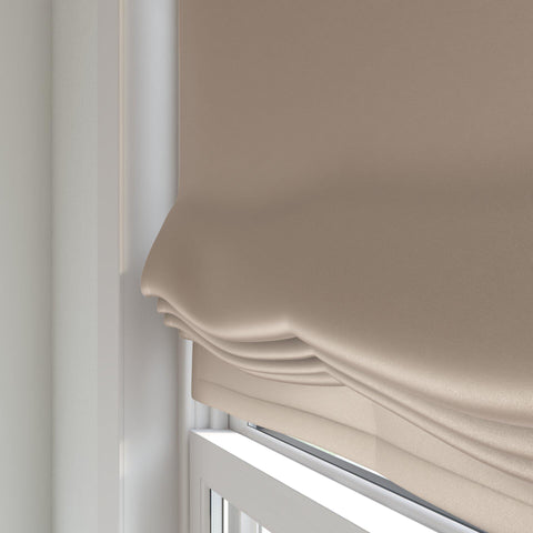 Warwick Glossy Sesame