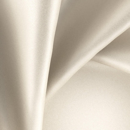 Warwick Glossy Silk