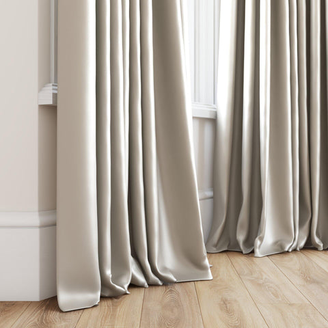 Warwick Glossy Silk