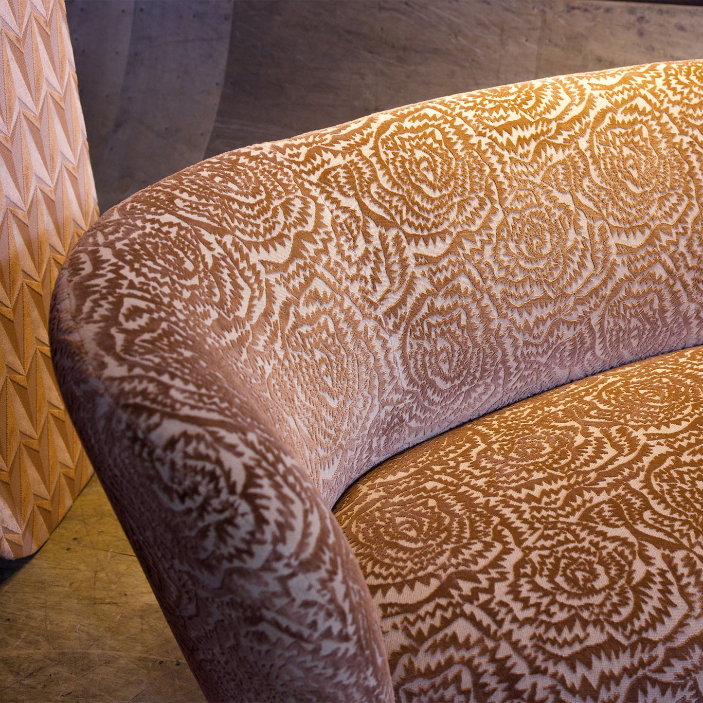 Kirkby Design Jagged Roses Amaretto