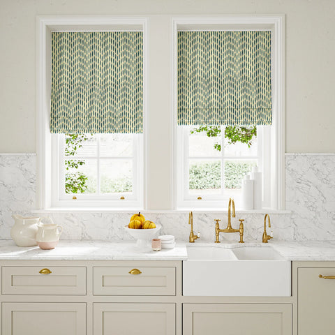 Linwood Smocked Moby