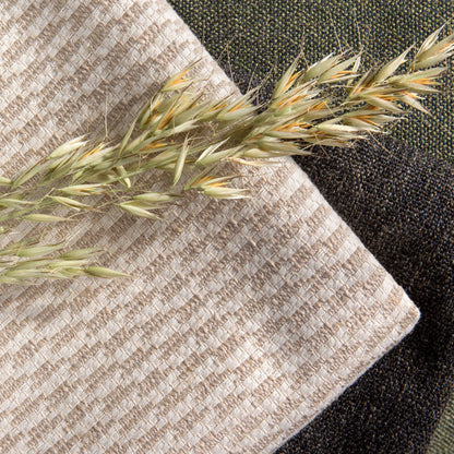 Archroll Linen Collection Fabric:  JY2006-1