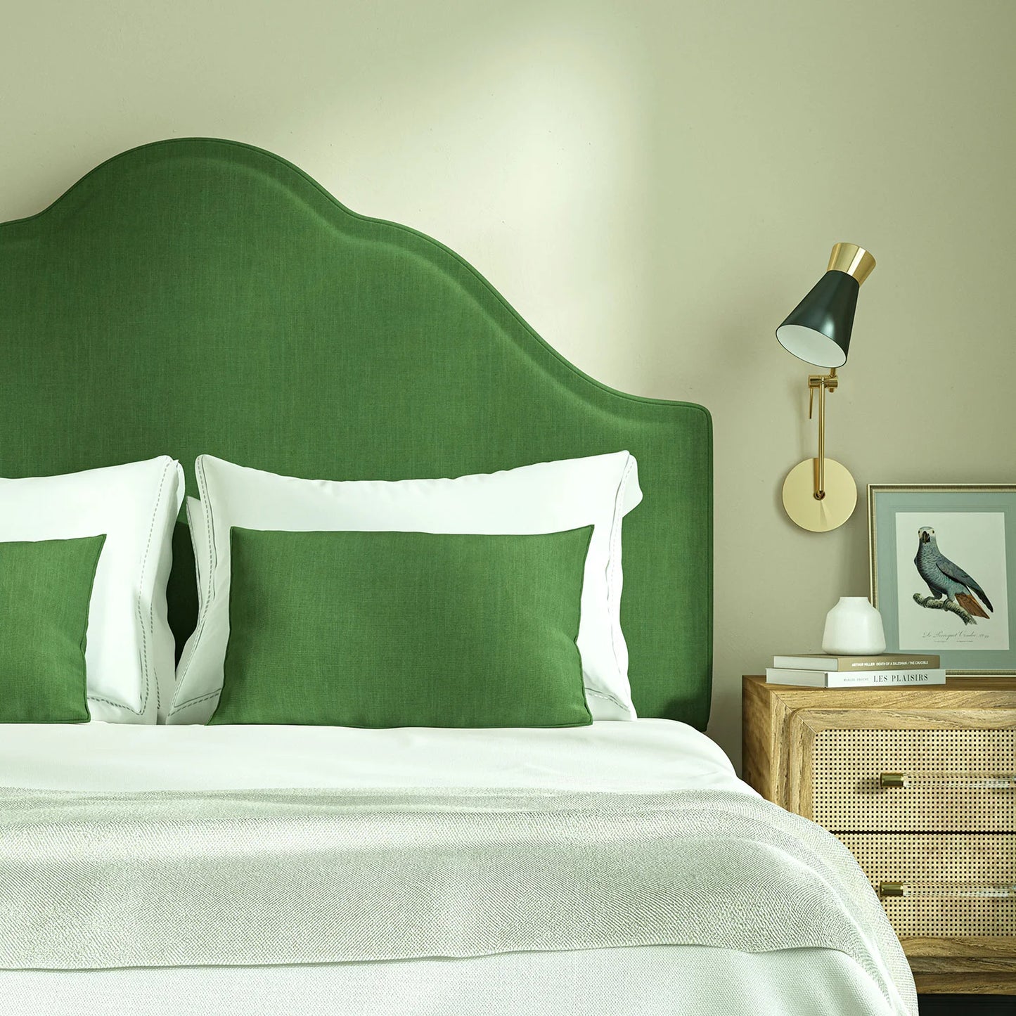 Linwood Pluto Laurel