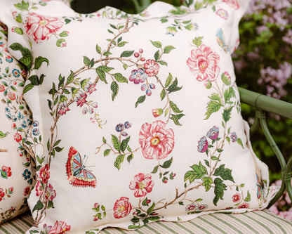 Sanderson King's Rose Outdoor Chintz