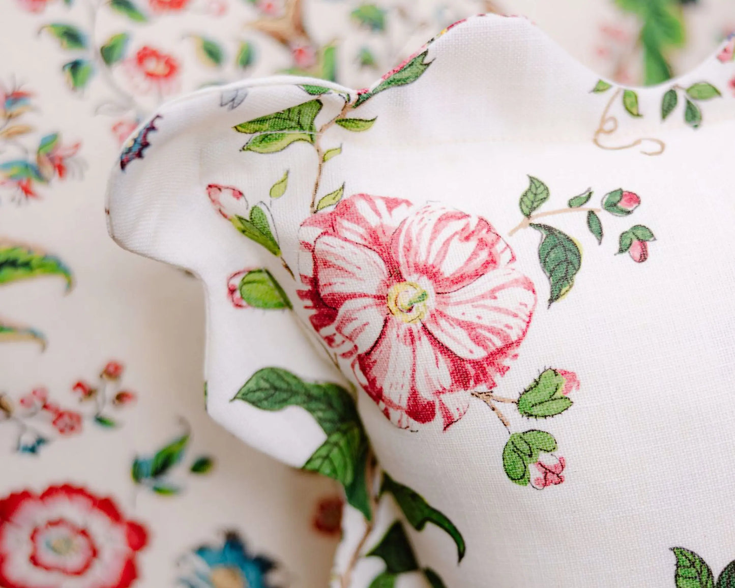 Sanderson King's Rose Outdoor Chintz
