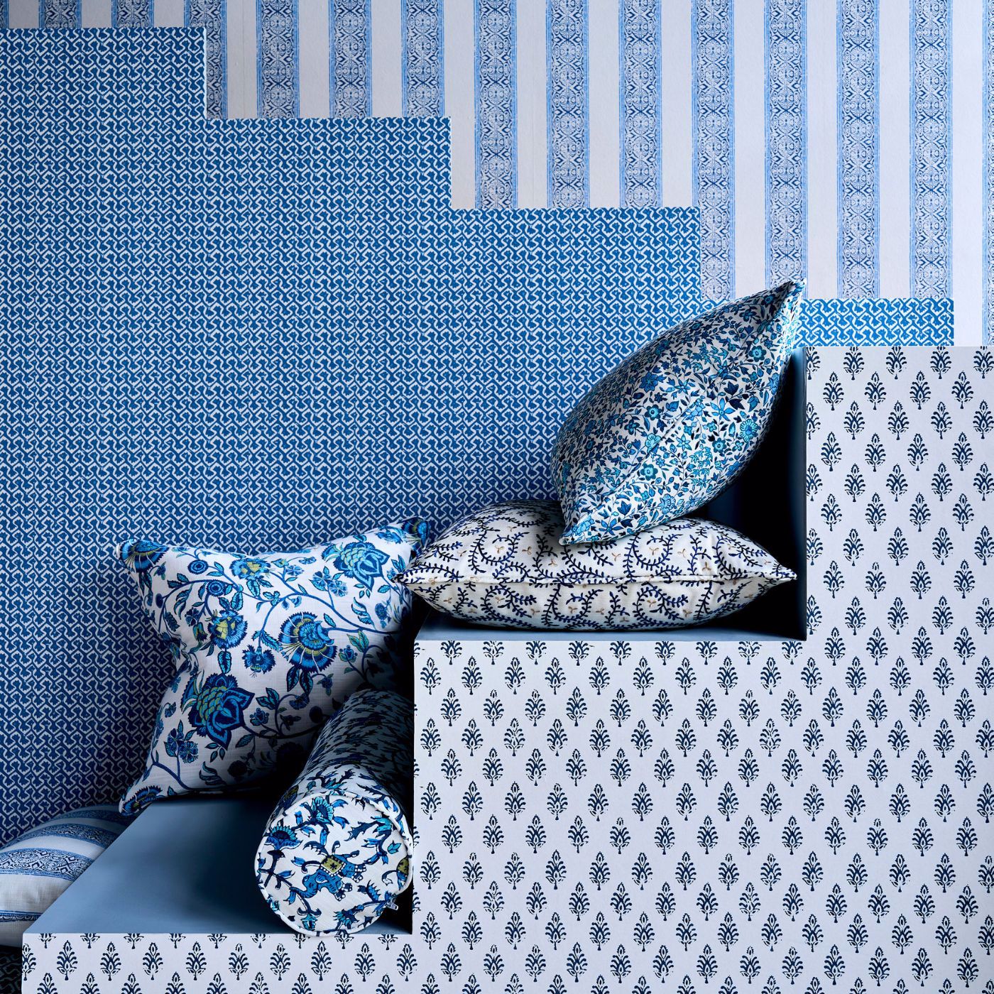 Clarke & Clarke Barmeri Cobalt