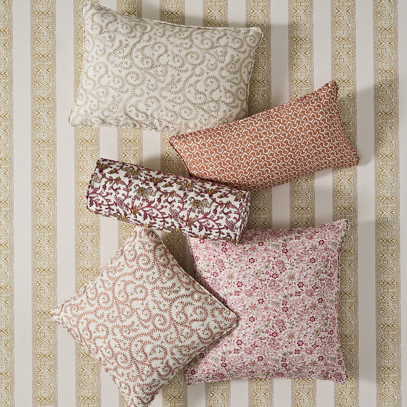 Clarke & Clarke Gamthi Blush