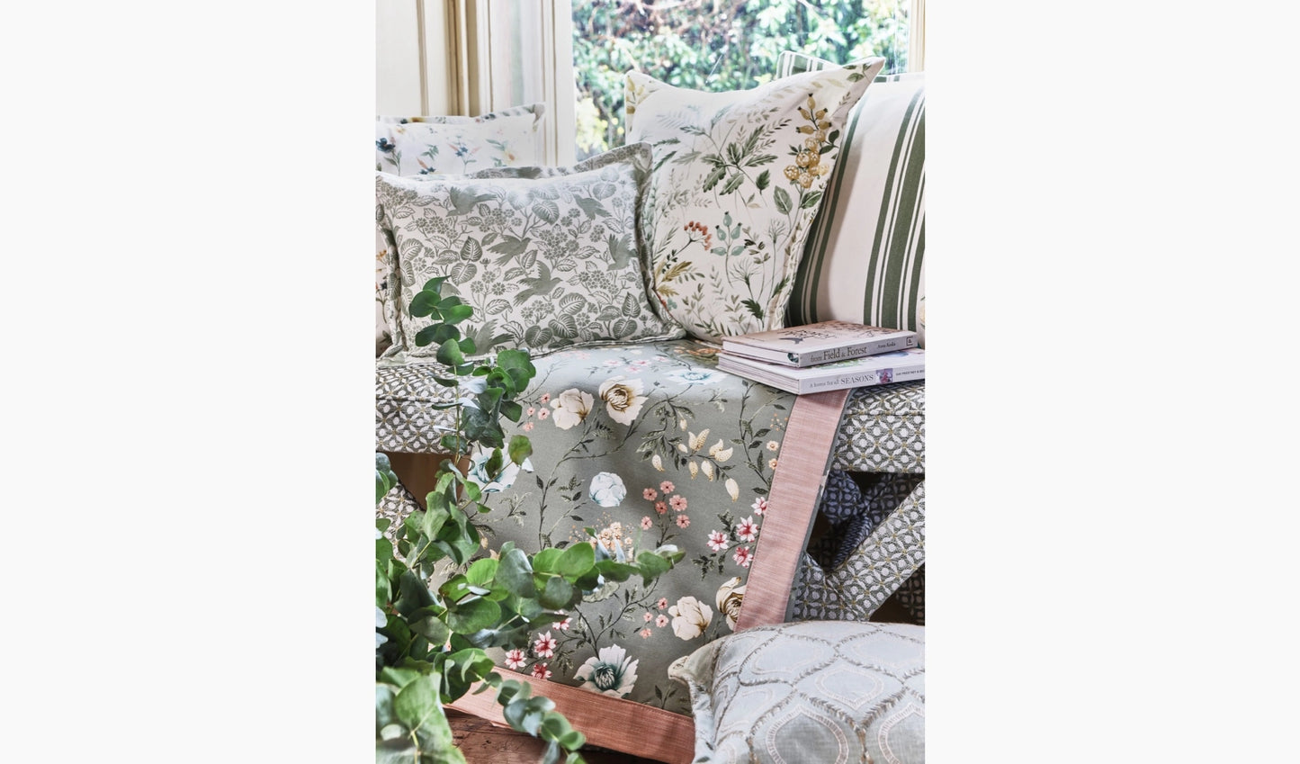 Prestigious Textiles Longmoor Rose