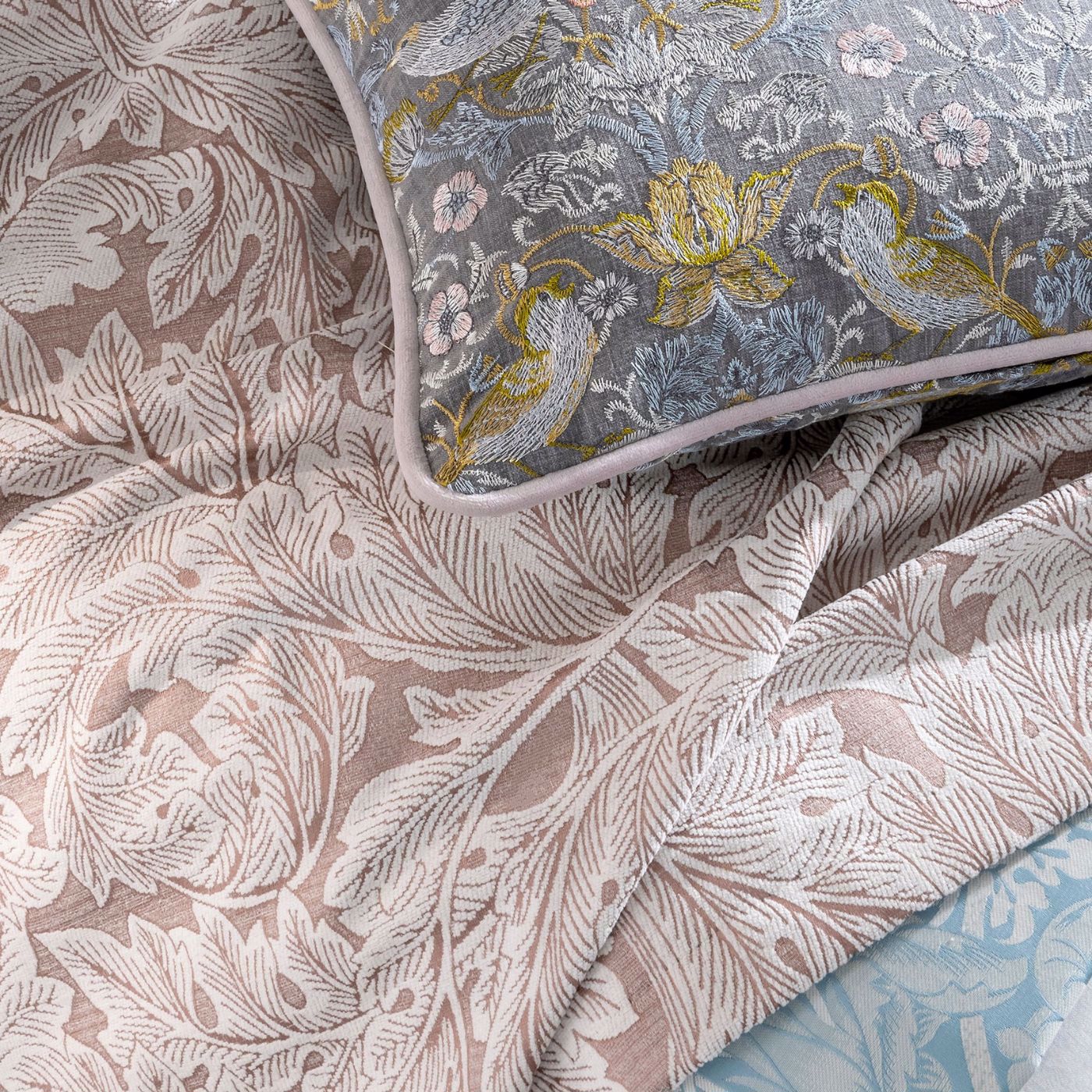 William Morris Acanthus Weave Blush