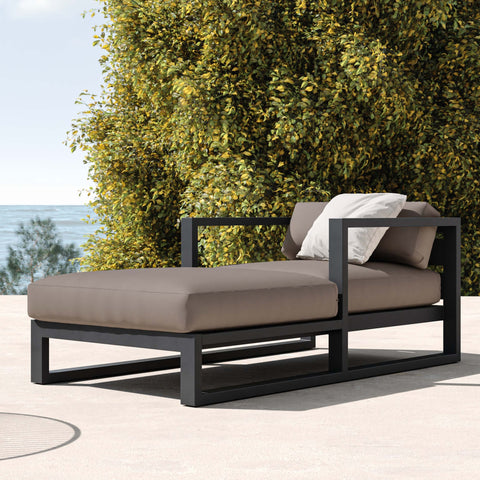 Warwick Solaire Chaise